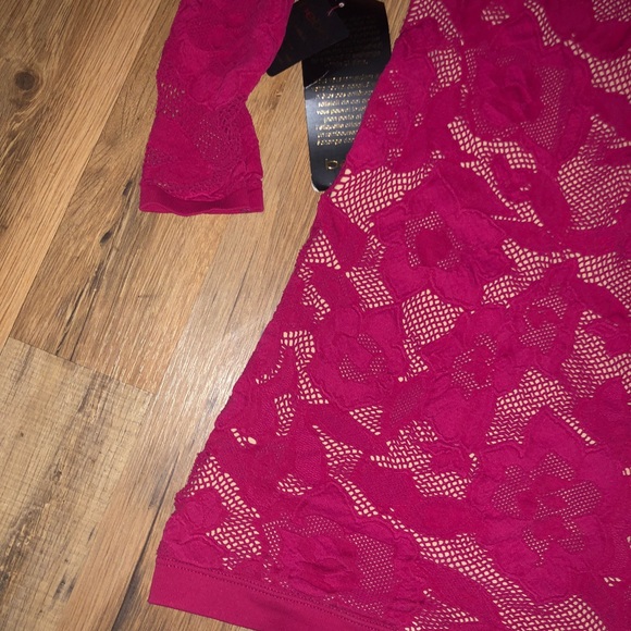 HP⚡️BEBE lace dress - Picture 3 of 6